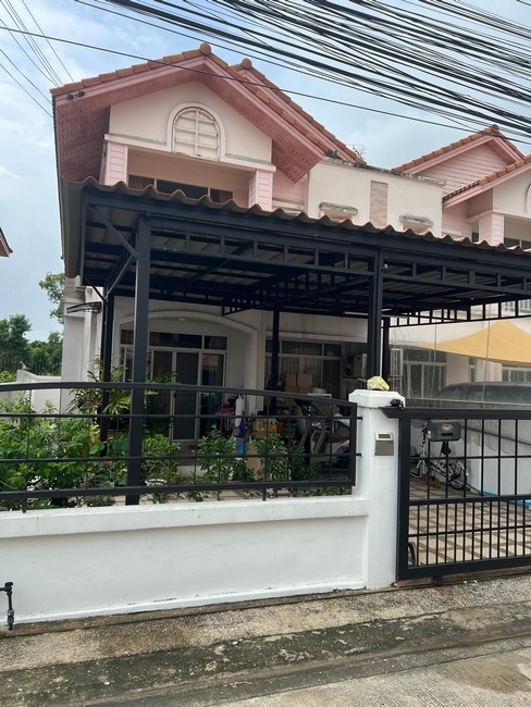 sss497 ขาย  ขายบ้านแฝด 2 ชั้น หมู่บ้านเพชรอนันต์ คลอง4 ลำลูกกา ถนนพระองค์เจ้าสาย