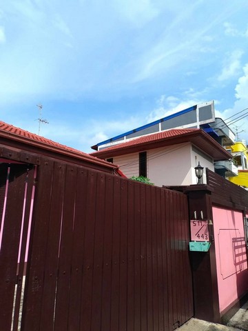 ขายบ้านเดี่ยว 86 ตร.วา พร้อมบ้าน 3 หลัง ซอยจรัญสนิทวงศ์ 37 ต.บางขุนศรี อ.บางกอกน้อย กทม.