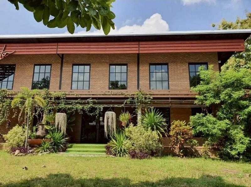 ลดราคาขาย 7 ล้าน ที่ดินพร้อมสิ่งปลูกสร้าง 3-1-57 ไร่ ฮอด จ.เชียงใหม่ หมาะสำหรับนักลงทุน หรือผู้มองหาที่ดินพัฒนาโครงการต่อเนื่อง