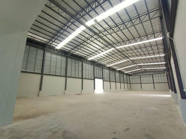 ขายและให้เช่าโกดัง พร้อมออฟฟิศ ต.ท่าเสา อ.กระทุ่มแบน สมุทรสาคร 1.5 ไร่ 1350 ตรม. ทำเลดี