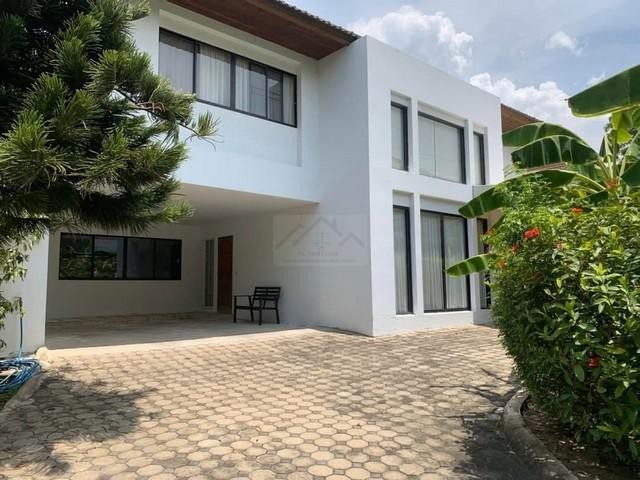 ให้เช่าบ้านเดี่ยว 2 ชั้น 39 เอ็กซ์คลูซีฟ รามคำแหง 108 ใกล้ MRT สัมมากร