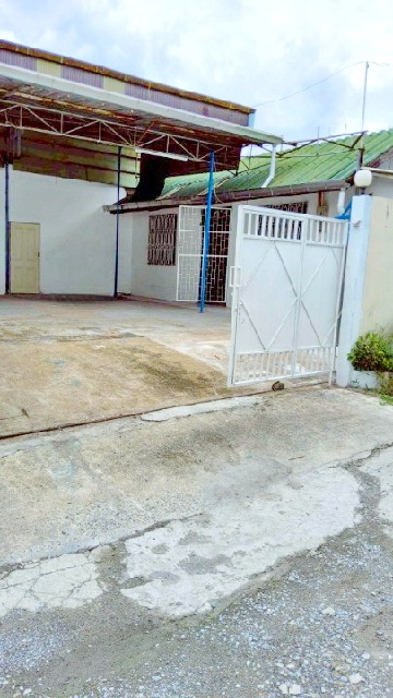 ใหญ่มาก! ให้เช่าโกดัง 400 ตร.ม.ตลาดสำเพ็ง 2 1 กม. MRT หลักสอง 2.1 กม.  โซนหนองใหญ่ กาญจนาภิเษก รร.พิชญ์ชนก 1.1 กม.