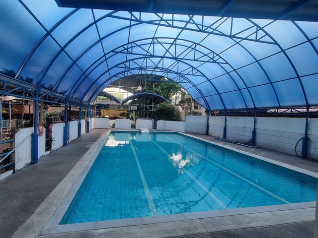 ขายโรงเรียนเอกชน เขตจอมทอง ระดับอนุบาล - มัธยมศึกษาปีที่ 3