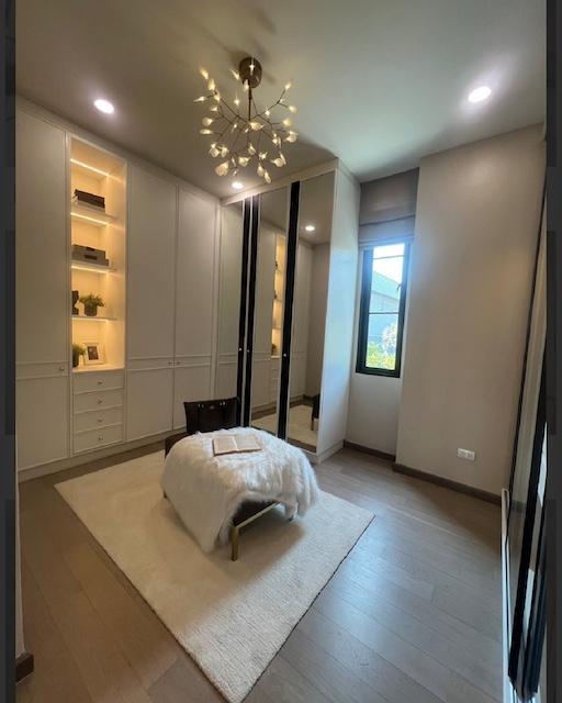 HR 6073 ให้เช่าบ้านเดี่ยว 3 ชั้น โครงการ The Master เอกมัย สุคนธสวัสดิ์ ทำเลหรู ใกล้เลียบทางด่วนรามอินทรา – ลาดพร้าว