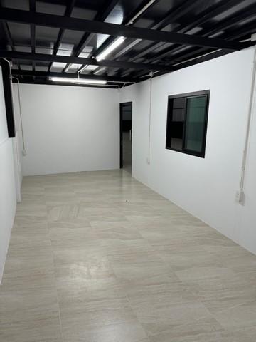 ให้เช่าโกดังพร้อมออฟฟิศ 300 ตรม. ถนนรังสิต-ปทุมธานี บ้านกลาง ทำเลดี เดินทางสะดวก