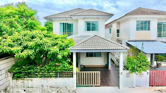 KDH0123 ขายบ้าน กีรดา ขนาด 43 ตร.วา  บ้านแฝดหลังริมทำเลดี