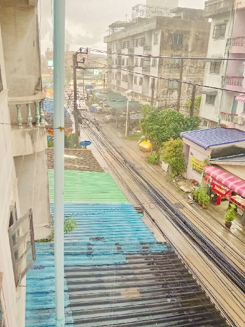 MRT ศรีแบริ่ง 600ม.แจส ศรีนครินทร์ 700ม.ให้เช่าอาคาร 4.5ชั้น รวมดาดฟ้า 354 ตร.ม.22ตร.วา. นานาชาติไทย-สิงคโปร์ 1.1 กม.4นอน