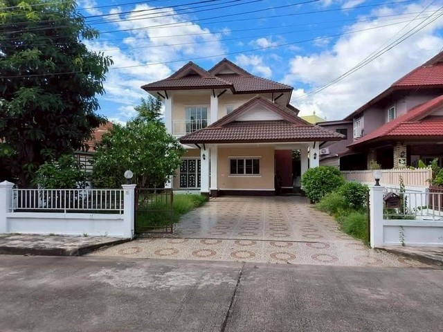 ให้เช่าบ้านเดี่ยว 2 ชั้น ตรงข้ามโฮมโปรสันทราย โครงการ สันทรายสิริ