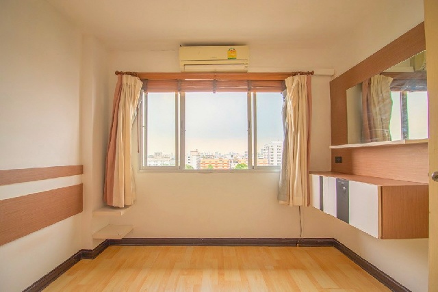 ทะลุลาดพร้าว122  MRTรามคำแหง12 1.3 กม. ลุมพินีคอนโด 1 นอน 1 น้ำ นานาชาติสิงคโปร์