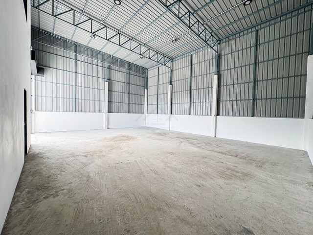 เอสเซ็นท์ พาร์ควิลล์ คอนโด ห้องสวย สไตล์มินิมอล ตกแต่งพร้อมเข้าอยู่ ติดห้างเซ็นทรัล เฟสติวัล เชียงใหม่