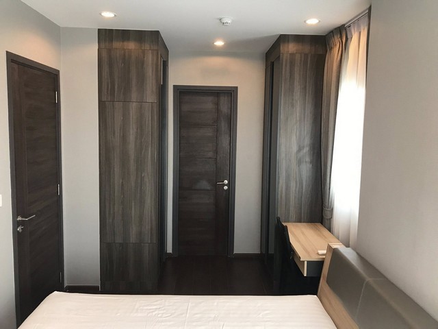 เช่า RR090 C Ekkamai ห้องสวยพร้อมอยู่ เฟอร์นิเจอร์ครบครัน