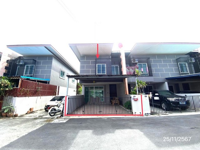 ขายทาวน์เฮ้าส์ กานต์สินี วิลล์ 2 ถ.ศุขประยูร ต.หนองตำลึง อ.พานทอง จ.ชลบุรี