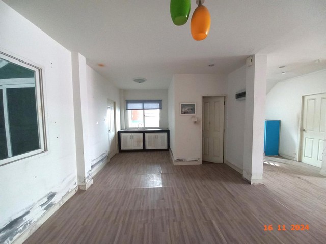 ขายบ้านเดี่ยว 2 ชั้นหมู่บ้าน กรีนพาร์ค เอเวนิว ถ.สายบึง-หนองปรือ ต.บึง อ.ศรีราชา จ.ชลบุรี