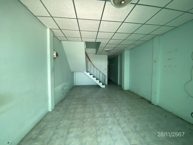 ขายทาวน์เฮ้าส์ ถ.สัตตพงษ์ - ดอนหัวฬ่อ ต.ดอนหัวฬ่อ อ.เมืองชลบุรี จ.ชลบุรี