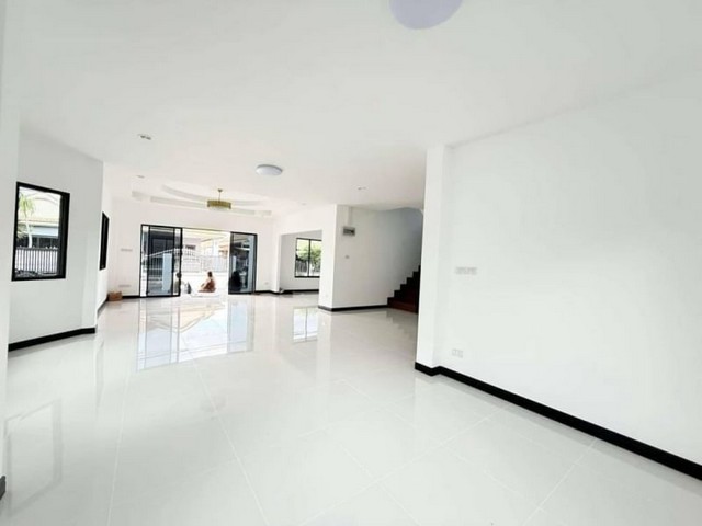 ขายบ้านเดี่ยวมือสอง หมู่บ้านโรยัล กรีน ปาร์ค พัทยา บางละมุง ชลบุรี FP-H0843