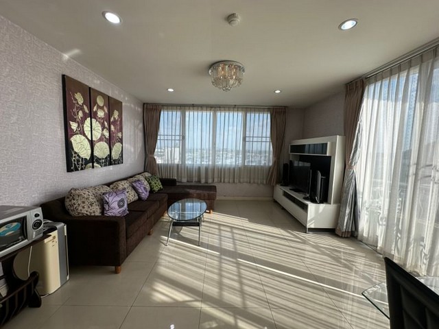 ศรีราชาคอนโด วิว ให้เช่า ห้องสวย ชั้นสูง พร้อมเฟอร์ ใจกลางเมืองศรีราชา FP-C0838 