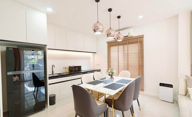 บ้านเดี่ยว 2 ชั้น บ้านสวย สไตล์โมเดิร์น โครงการ  ดิเออบาน่า6 สันกำแพง