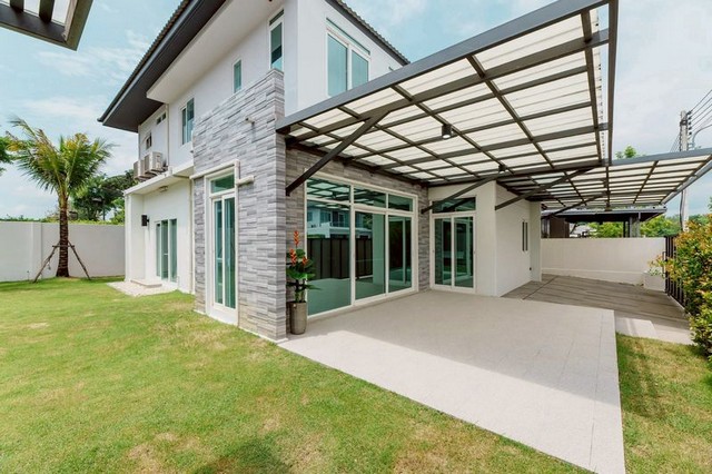 บ้านหรู วิวเลค วิวดอยสุเทพ โครงการ มัณฑนา สิรินเลค เชียงใหม่