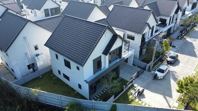 HR 6086 ให้เช่าบ้านเดี่ยว 2 ชั้น Centro บางนา เฟส 2 หลังมุม พร้อมอยู่ ใกล้ Mega บางนา 