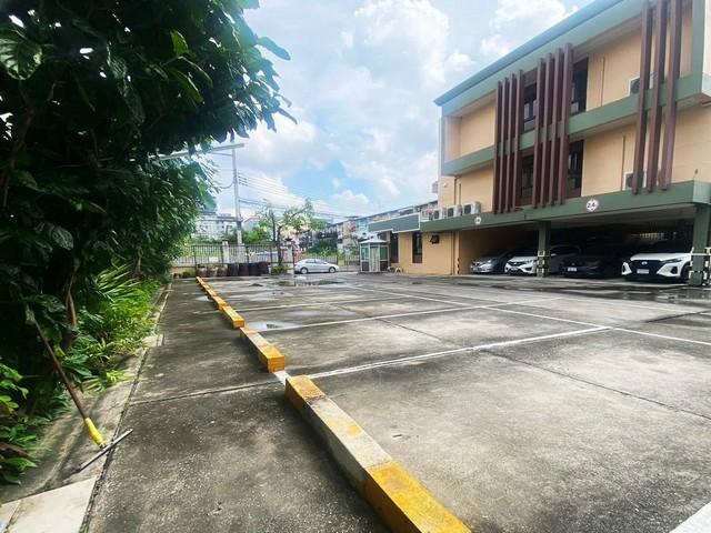 HR 6083 ให้เช่าอาคารสำนักงาน 3 ชั้น 728 ตรม. ตกแต่งแล้ว พร้อมเข้าอยู่ ใกล้สนามบินดอนเมือง เหมาะเป็นสำนักงาน