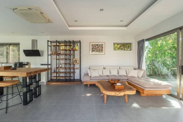 พูลวิลล่าสวย สไตล์โมเดิร์น ตกแต่งครบ พร้อมเข้าอยู่ โซนหางดง