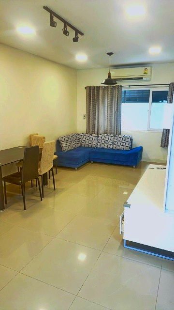 แฮปปี้ อเวนิว BTS แยก คปอ. 4.4 กม.ม.รังสิต 2.5 กม.3นอน  ดอนเมือง 1.9 กม.ให้เช่าทาวน์โฮม 2 ชั้นเดอะ คอนเนค ย่านดอนเมือง 21 ตร.วา.170 ตร.ม.