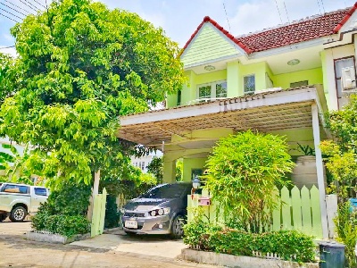 ลดครั้งที่3 MRT วัชรพล 2.7 กม.ให้เช่าทาวน์เฮาส์ห้องมุมหลังใหญ่ 2 ชั้น 34 ตร.วา.272 ตร.ม.ม.นอร์ทกรุงเทพ 5.5 กม.3นอน  เพลินนารี่ มอลล์ 1.7 กม.