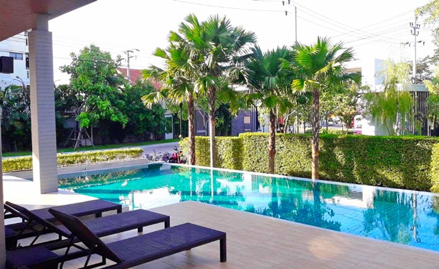 รร.นานาชาติแพน-เอเชีย 2.7 กม.ราม2 ทุ่งเศรษฐี ตลาดเจโม ตลาดนัมเบอร์วัน ทาวน์เฮ้าส์หลังมุม 3 นอน 2 น้ำ 2 ชั้น พร้อมเฟอร์ 30 ตร.วา.240 ตร.ม.ก