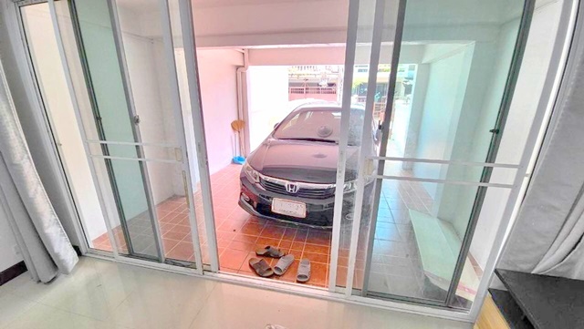 บองมาร์เช่ ให้เช่าทาวน์เฮ้าส์ 2 ชั้น งามวงศ์วาน ประชาชื่น 18ตรว.130ตรม. ถูกมาก ทำเลดี 2นอน 3น้ำ 2แอร์  MRT วงศ์สว่าง