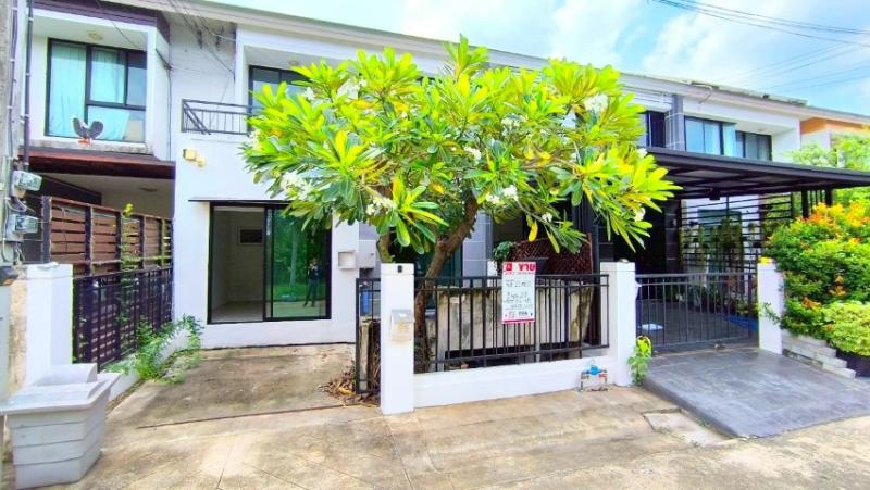 ขายทาวน์เฮ้าส์ รามคำแหง 174 ใกล้รถไฟฟ้าสายสีส้ม ขายทาวน์เฮ้า 4 ห้องนอน เดอะวิลล่า รามคำแหง-สุวรรณภูมิ The Villa รามคำแหง 174 ขายถูก