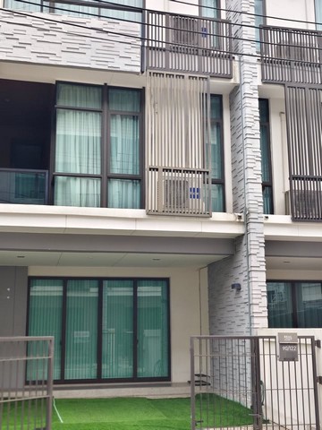 ให้เช่าทาวโฮม 3ชั้น  โครงการ Plex บางนา  บางนากม.5  ติดถนนใหญ่บางนา-ตราด ใกล้เมกะบางนา