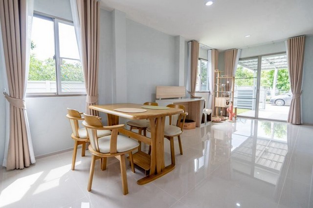 ให้เช่าทาวโฮม 3ชั้น  โครงการ Plex บางนา  บางนากม.5  ติดถนนใหญ่บางนา-ตราด ใกล้เมกะบางนา