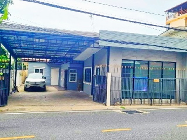 6นอน  BTS แยก คปอ. 1.5กม.ให้เช่าบ้านเดี่ยวหลังใหญ่ 2ชั้น 2หลัง ติดถนนหลัก 100 ตร.วา.300 ตร.ม.ม.รังสิต 5.2 กม. 