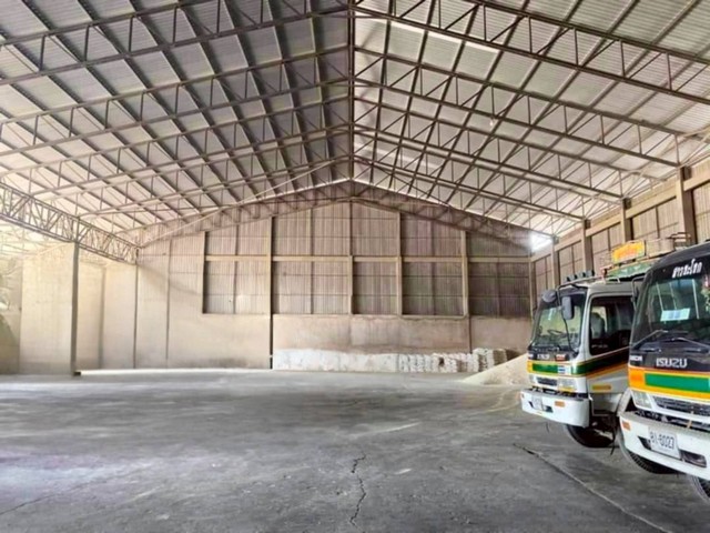 ขายโกดังโรงงานฉะเชิงเทรา ถ. 304 ฉะเชิงเทรา-กบินทร์บุรี เนื้อที่ 5ไร่ 1งาน 84ตารางวาโกดัง2 โกดังติดกัน  รวมพื้นที่  2,650  ตรม.