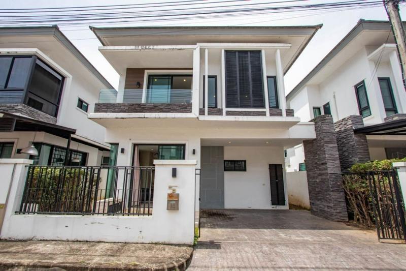 ขาย 3.99 ล้าน พิลโล่142 ป่าตัน อ.เมือง ทำเลดี ติดริมแม่น้ำ เป็นส่วนตัว เฟอร์นิเจอร์บางส่วน บ้านบรรยากาศอบอุ่น เหมาะสำหรับครอบครัว