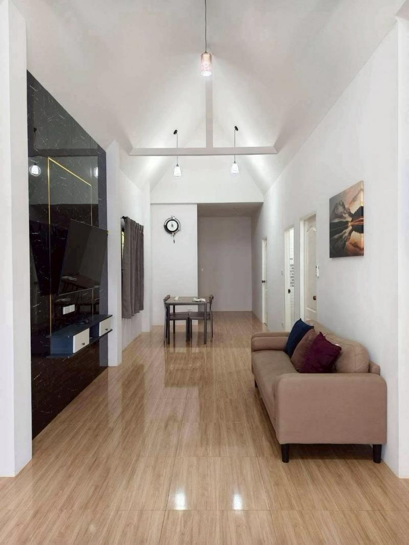 ราคาเพียง 2.39 ล้าน #ทาวน์โฮมพูลวิลล่า #สไตล์นอร์ดิก #โซนหางดง #บ้านหลังมุม #เฟอร์นิเจอร์ครบ พร้อมเข้าอยู่ เดินทางเข้าเมืองเพียง 15 นาที