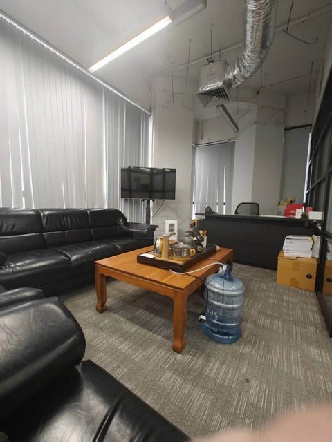 ให้เช่าพื้นที่สำนักงาน 241.75 ตรม. อาคารชำนาญเพ็ญชาติ พระราม 9 ชั้น 24 ใกล้ MRT พระราม 9