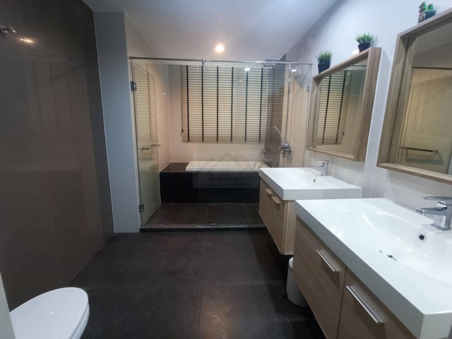 ให้เช่าคอนโด 200ตรม. 4นอนTHE CAPITAL เอกมัย-ทองหล่อ ชั้น6ทั้งชั้น ลิฟต์ส่วนตัว ที่จอดรถ 4 คัน ใกล้Airport Link รามคำแหง และ BTS เอกมัย