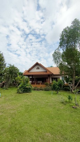 [ขาย] บ้านสวนสไตล์คันทรี่ นิคมคำสร้อย มุกดาหาร | 3 ไร่ 1 งาน | 3 ห้องนอน | ร่มรื่น สงบ 3.99 ล้าน