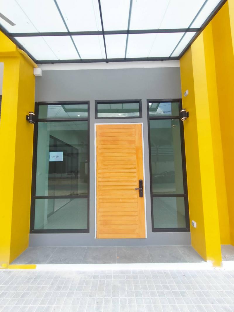 ให้เช่าโกดังออฟฟิศหลังมุม 450 ตร.มย่านบางใหญ่ นนทบุรี ซอยกัตนา บางม่วงจอดรถ 8-10 คัน