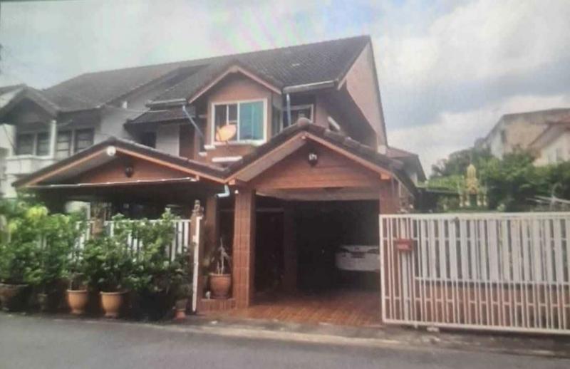 ขายบ้านแฝดทำเลดี  หมู่บ้านนภาวัลย์ (กม25) สายไหม กรุงเทพ