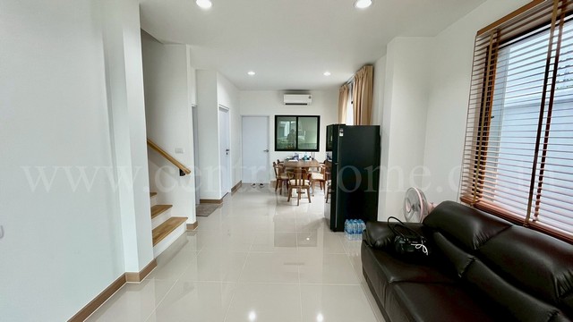 บ้านแฝด กรูฟ วิลล์ ถนนจอมพล ป.พิบูลสงคราม อยุธยา 4 - โรจนะ หลังริม