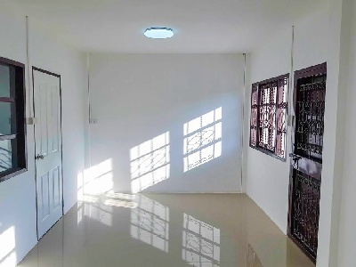 เฉลิมพระเกียรติ ร9 พาราไดซ์ พาร์ค 1.4 กม ให้เช่าทาวน์เฮาส์ 2 ชั้น MRT ศรีอุดม 900ม. 27 ตร.วา.217 ตร.ม.2-3นอน นานาชาติเวลล์ส บางนา 1.3 กม.