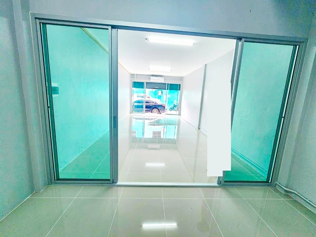 รัชดา สุทธิสาร BTS สะพานควาย 1 กม. ตลาดนัดจตุจักร 1.4 กม. 3นอน 2 น้ำ ให้เช่าโฮมออฟฟิศ 3 ชั้นรวมดาดฟ้า 21 ตร.วา.241 ตร.ม.