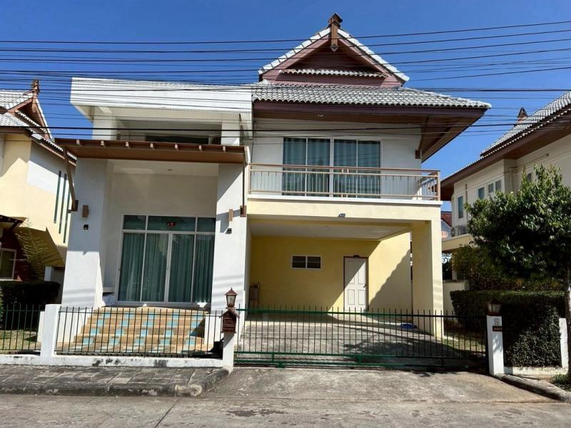 ให้เช่า 16,000 บาท/เดือน ขาย 4.5 ล้าน 57 ตรว. #เดอะกรีนเนอรี่ แม่โจ้ สันทราย บ้านเดี่ยว 2 ชั้น เฟอร์นิเจอร์ครบ พร้อมเข้าอยู่ได้เลย