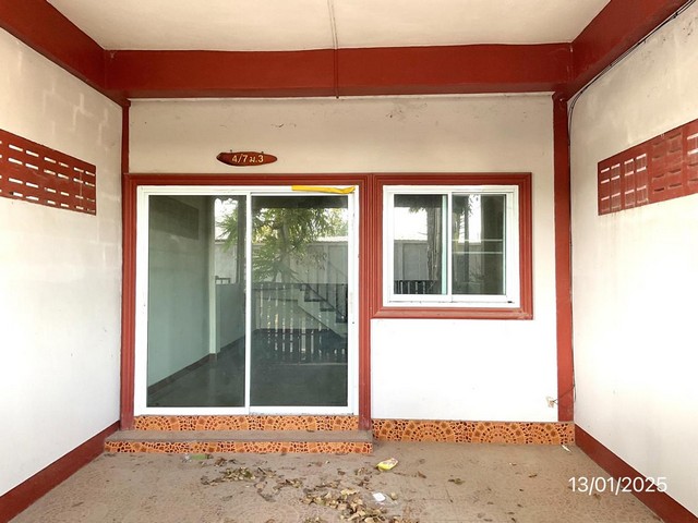 ขายทาวน์เฮ้าส์ 2 ชั้นซ.โรงโป๊ะ-เขาไม้แก้ว 15 ถ.สายโรงโป๊ะ-เขาไม้แก้ว ต.ตะเคียนเตี้ย อ.บางละมุง ชลบุรี