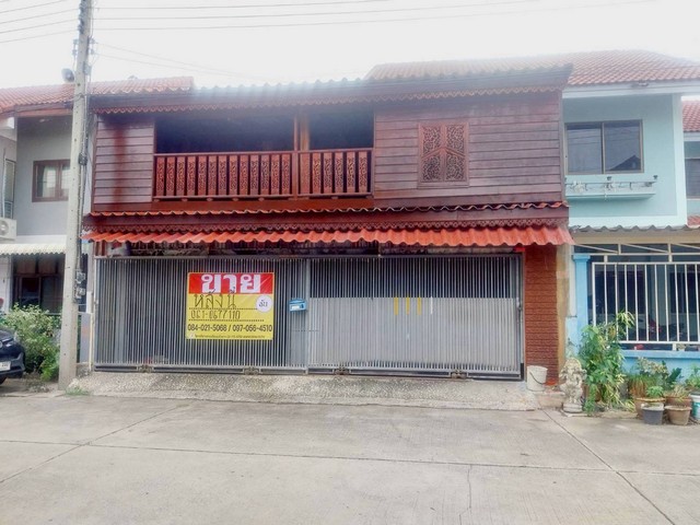 ขายบ้านเดี่ยว 2 ชั้น หมู่บ้านเคหะ เฟส 1  ทำเลดี ใจกลางเมืองนครสวรรค์