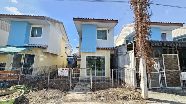 ทาวน์เฮ้าส์ บ้านเอื้ออาทร คลอง 10/3 บ้านใหม่ ไม่เคยเข้าอยู่