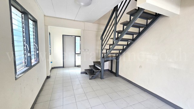 ทาวน์เฮ้าส์ บ้านเอื้ออาทร คลอง 10/3 บ้านใหม่ ไม่เคยเข้าอยู่