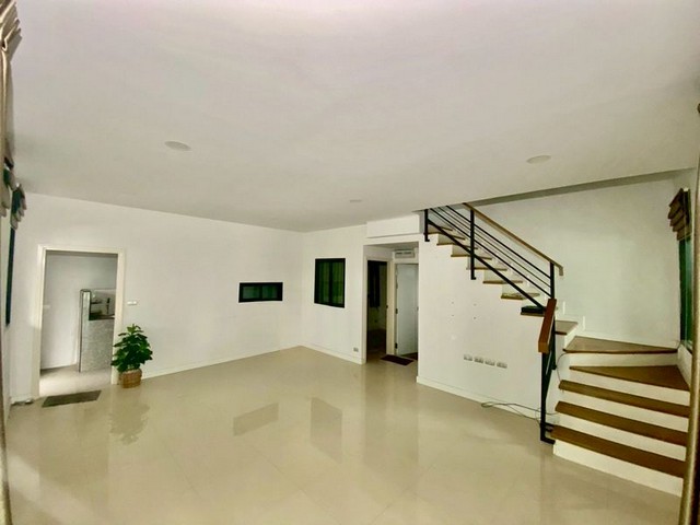 KDH0126 ขายบ้าน มณีรินทร์บางพระ ขนาด 35.2 ตร.วา  ของแถมจัดเต็ม พร้อมอยู่